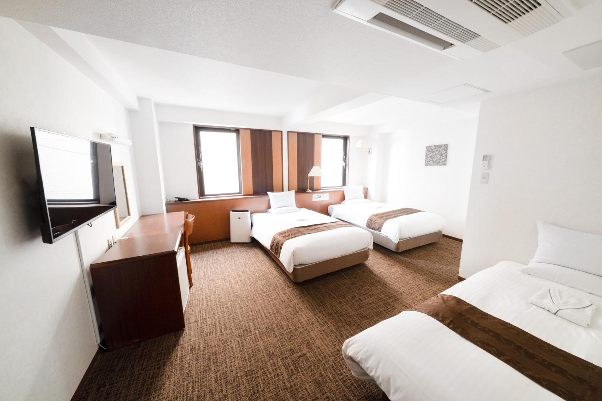 Toyo Hotel Fukuoka  Zewnętrze zdjęcie
